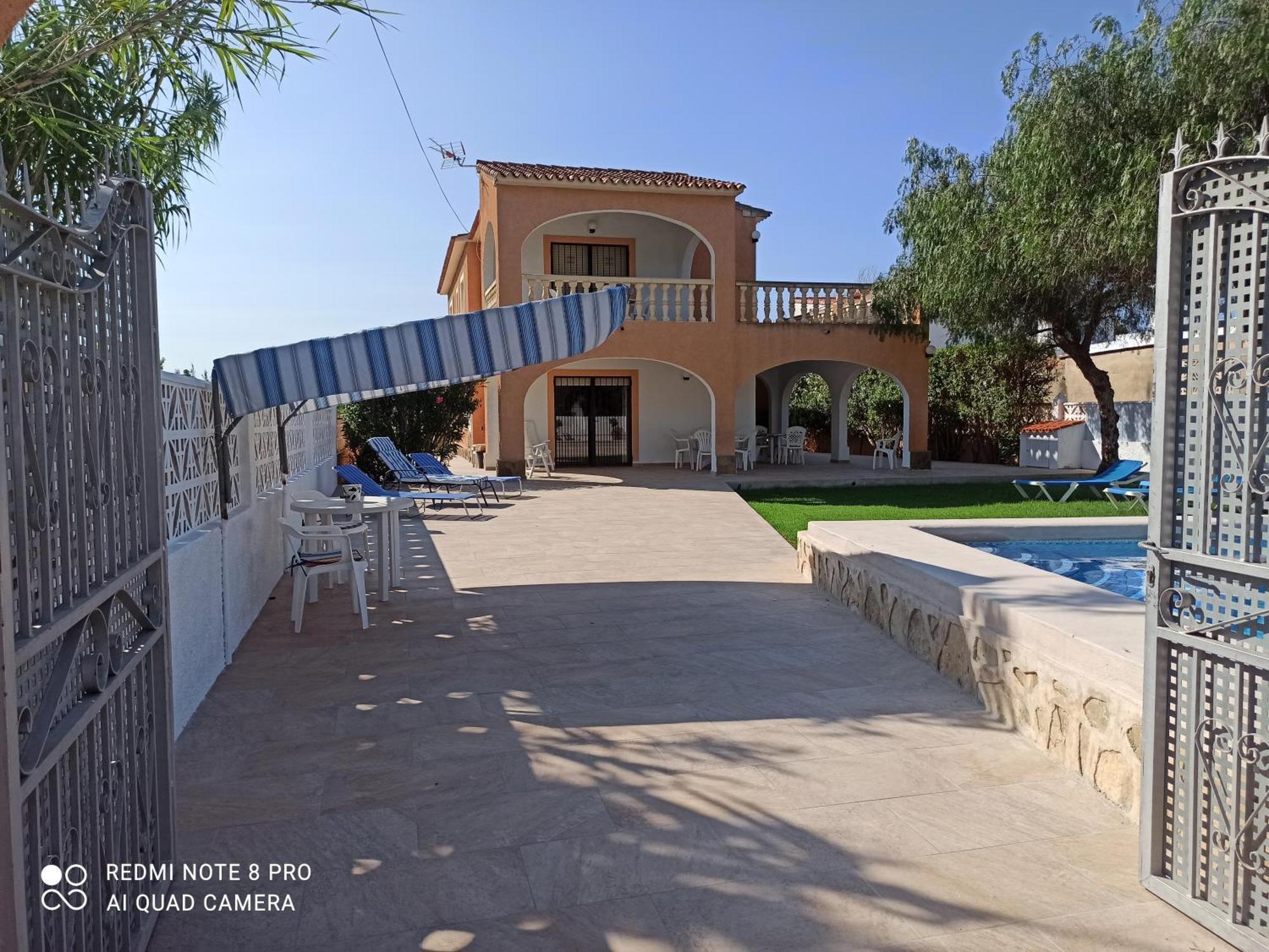 Casa Els Tomases Oliva